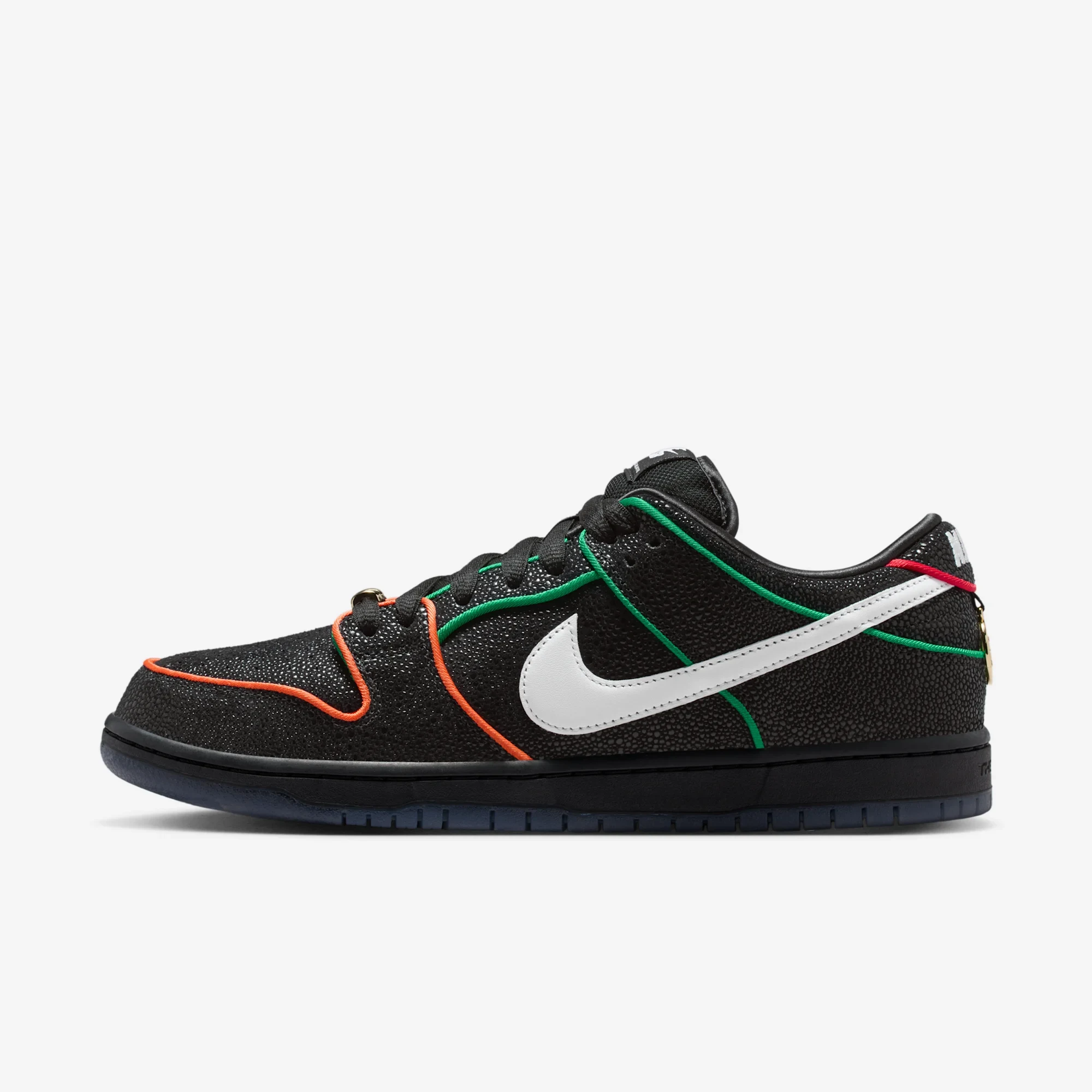 Nike SB Dunk Low Bronx Girls Skate