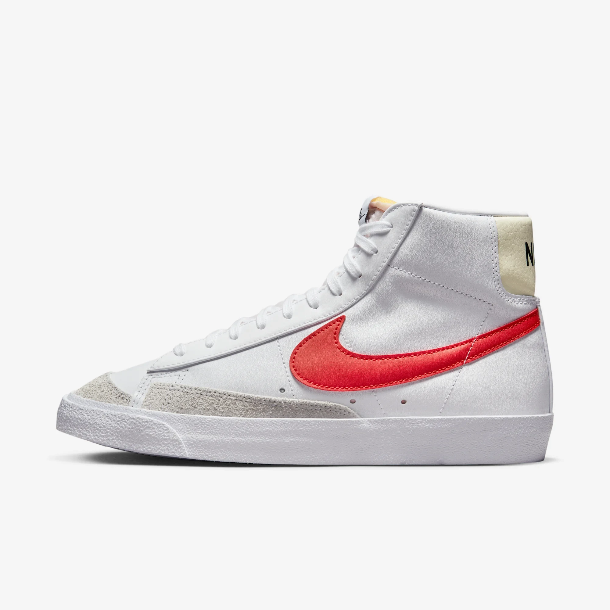Nike Blazer Mid 77 Vintage White Picante Red Coconut Milk