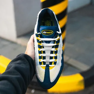 Nike Air Max 95 SB Eric Koston Obsidian Speed Yellow image uploaded by @vlad