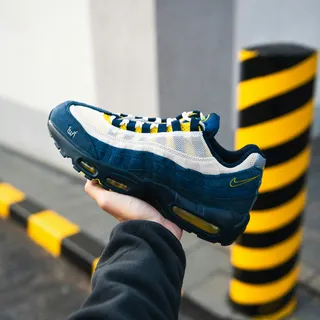 Nike Air Max 95 SB Eric Koston Obsidian Speed Yellow image uploaded by @vlad